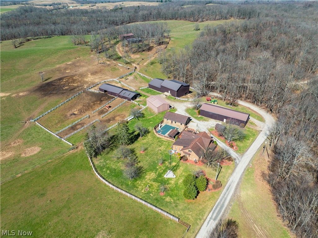 Photo of 91100 Eckley Road, Jewett, OH 43986 (MLS # 5195560)