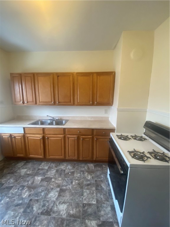 Tomkins & Lufkins - Residential Lease