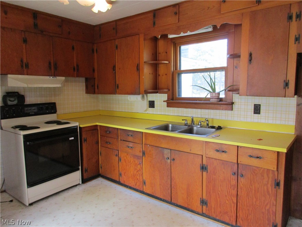 Connecticut Western Reserve - Residential