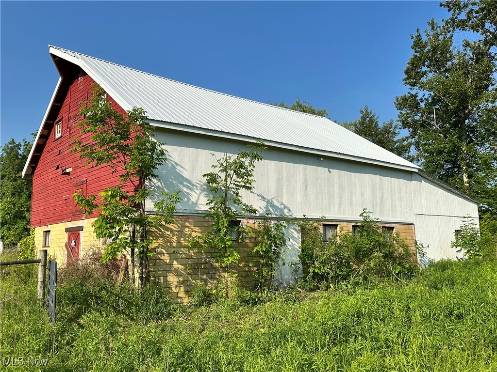 9368 Madison Road, Montville, Ohio image 3