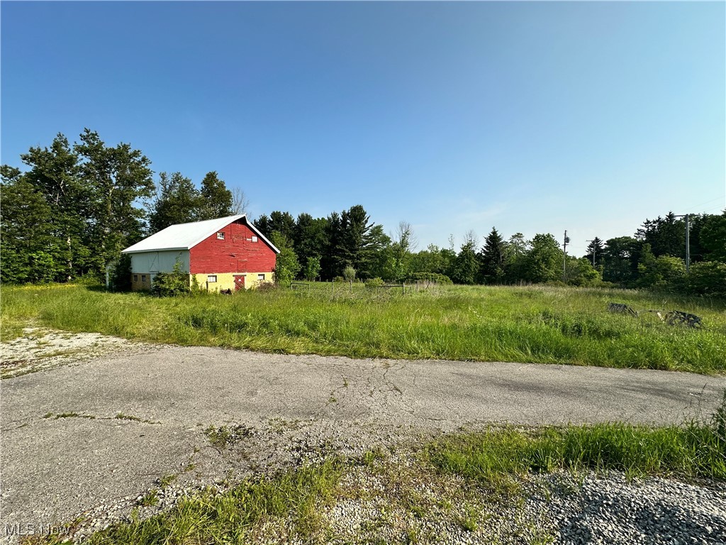 9368 Madison Road, Montville, Ohio image 22