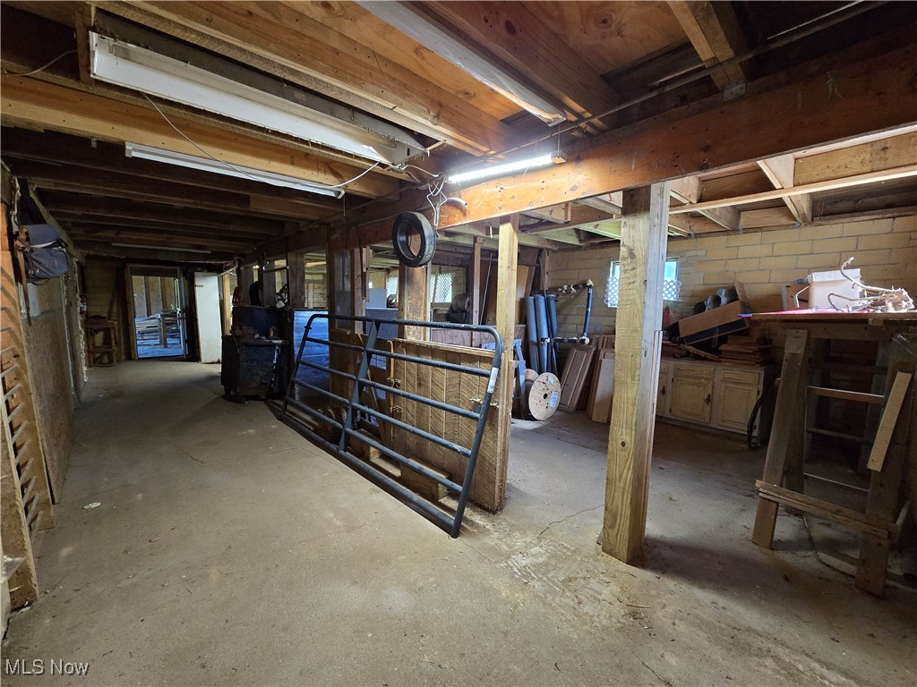 9368 Madison Road, Montville, Ohio image 12