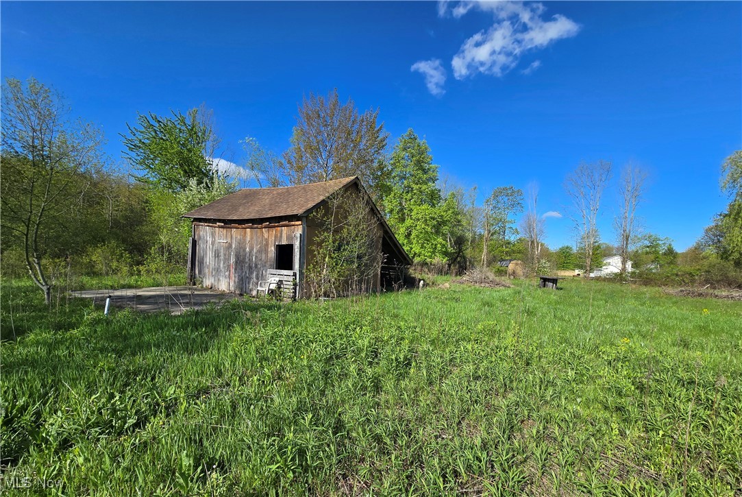 9368 Madison Road, Montville, Ohio image 19