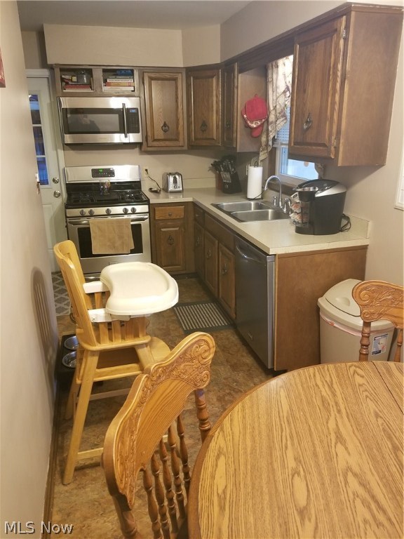 Tuxedo Lake Park 02 - Residential