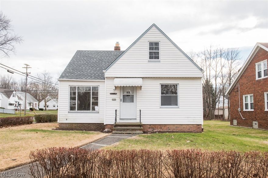 Move right in to this updated three bedroom bungalow. Freshly painted with new carpet throughout! Updated eat in kitchen features new cabinets, counters, tile floor and backsplash! Nice yard. Great starter home!
