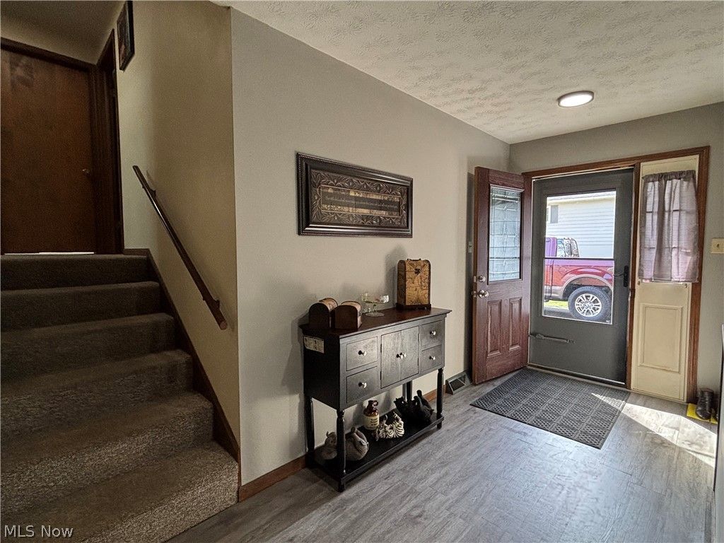 Photo of 305 Mel Kay Way, Zanesville, OH 43701 (MLS # 5193394)