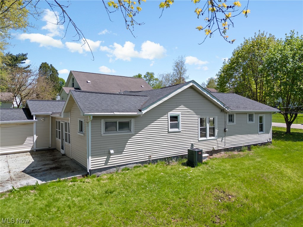 1515 39th Street, Canton, Ohio image 8