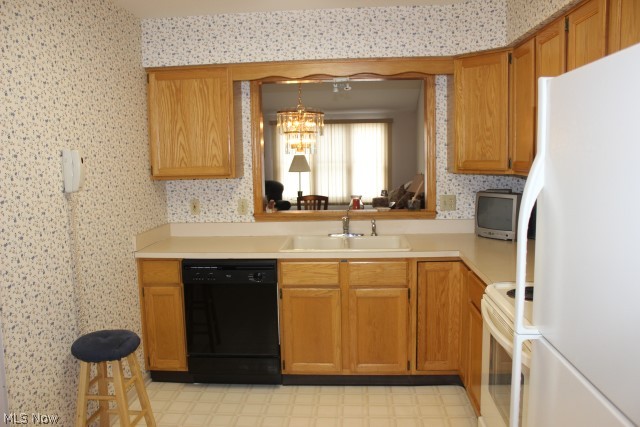 Greens Prestwick Condo - Residential