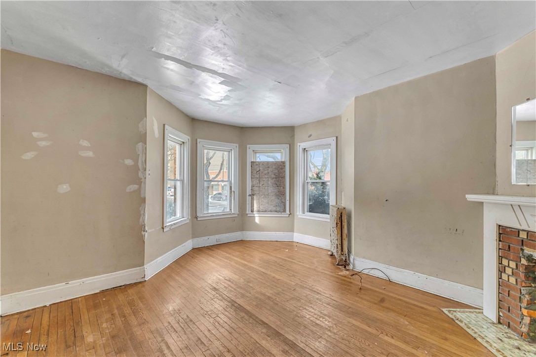 Elliott - Residential