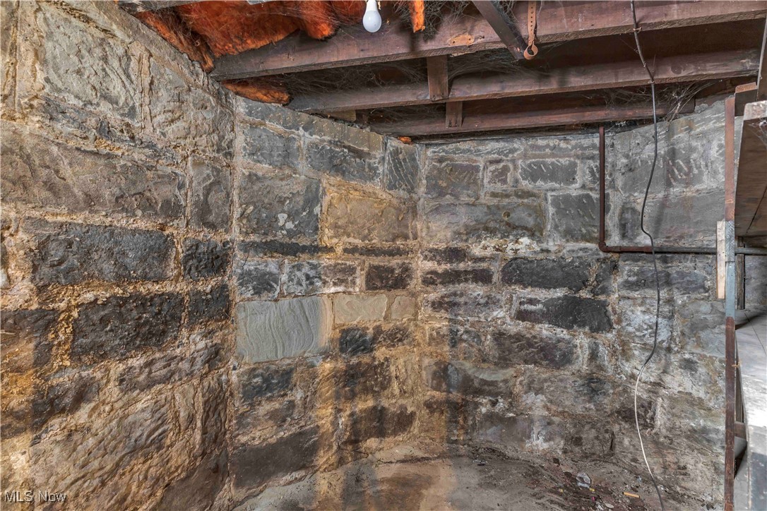 Elliott - Residential