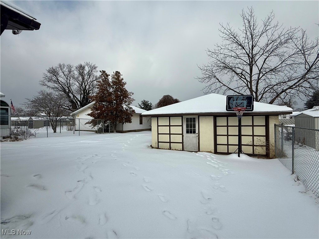 Carrie M Tav Adn - Residential