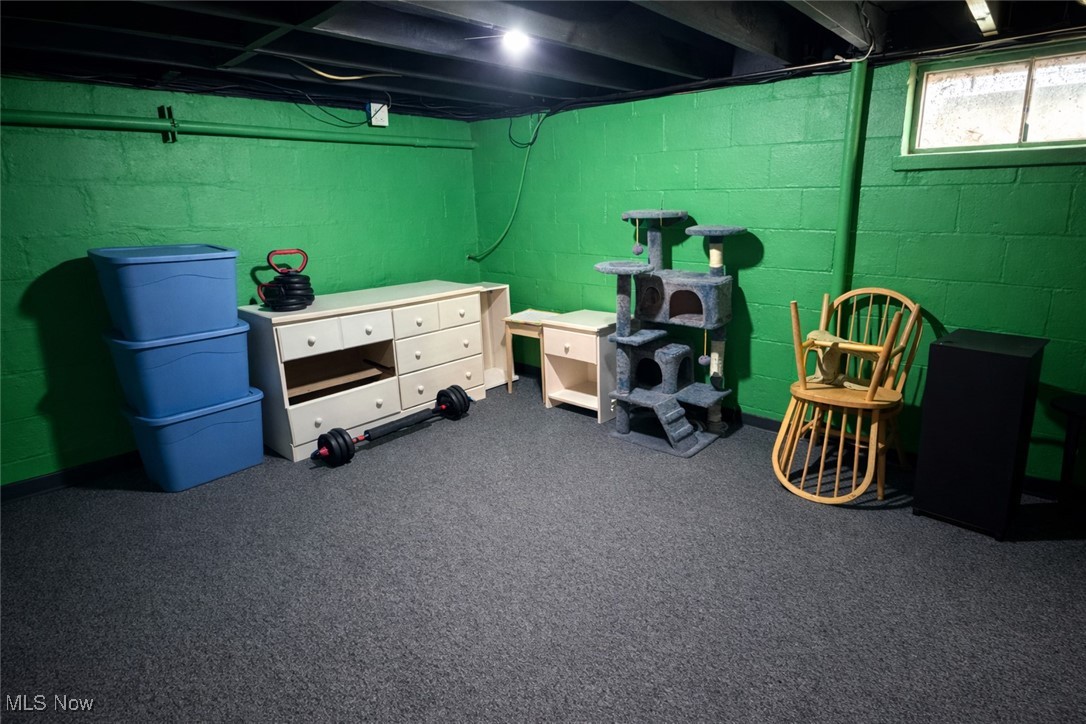 Carrie M Tav Adn - Residential