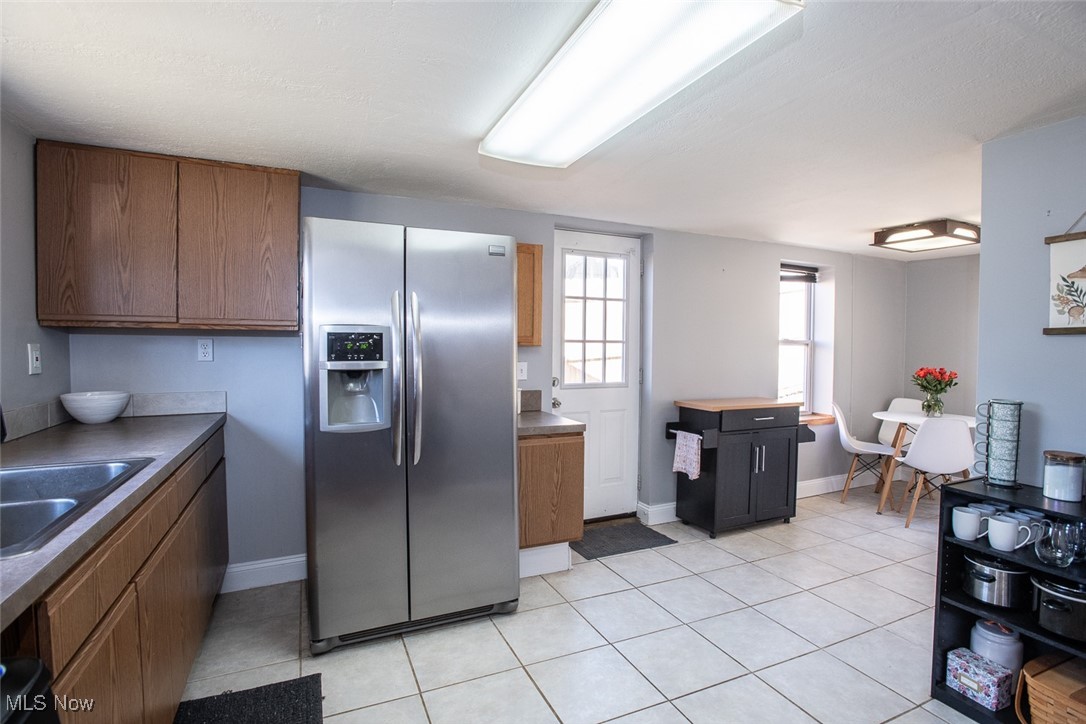 913 Milo White Drive, Akron, Ohio image 10