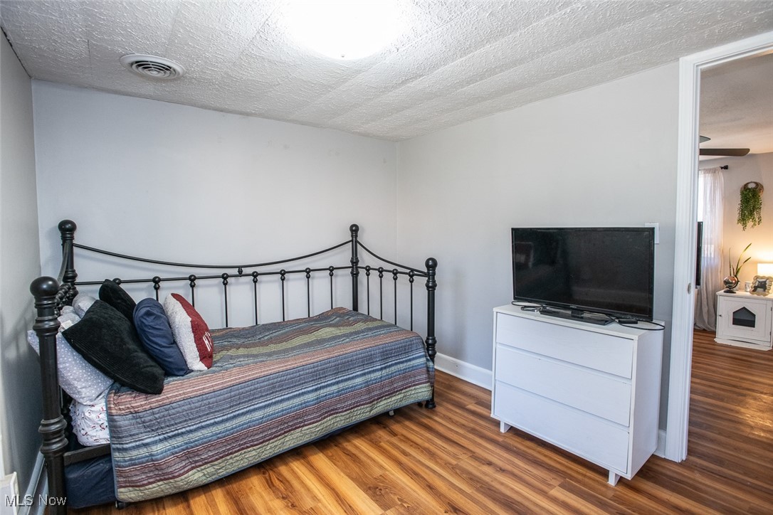913 Milo White Drive, Akron, Ohio image 21