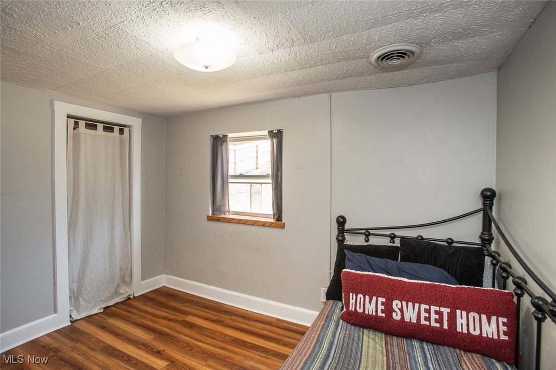 913 Milo White Drive, Akron, Ohio image 23