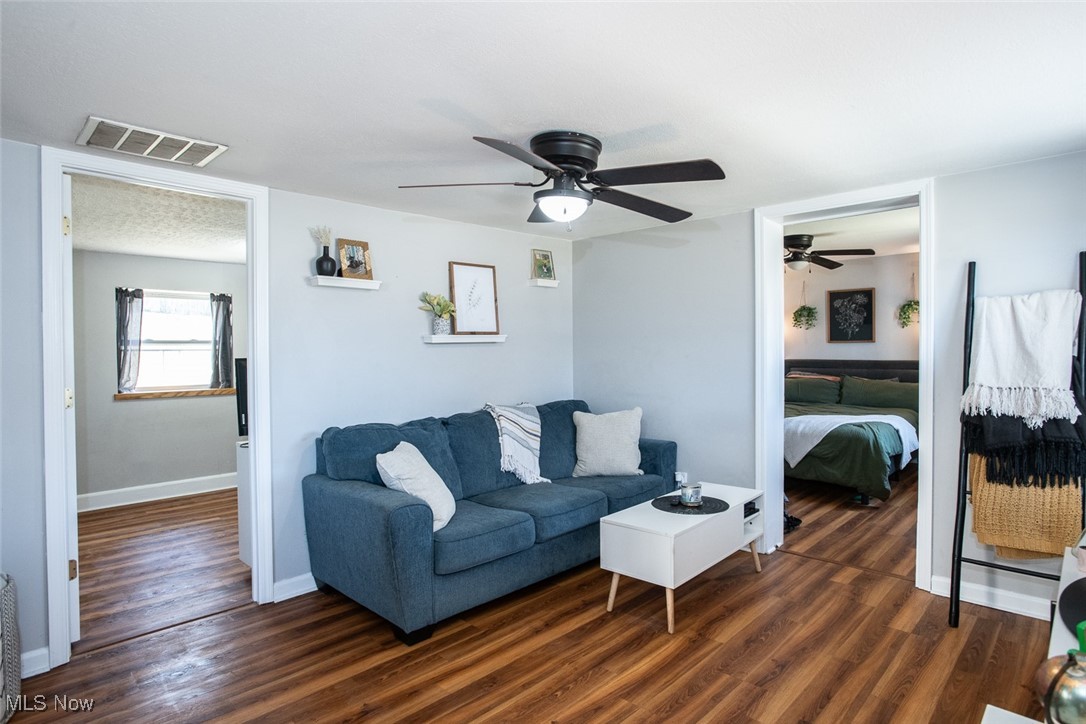913 Milo White Drive, Akron, Ohio image 4
