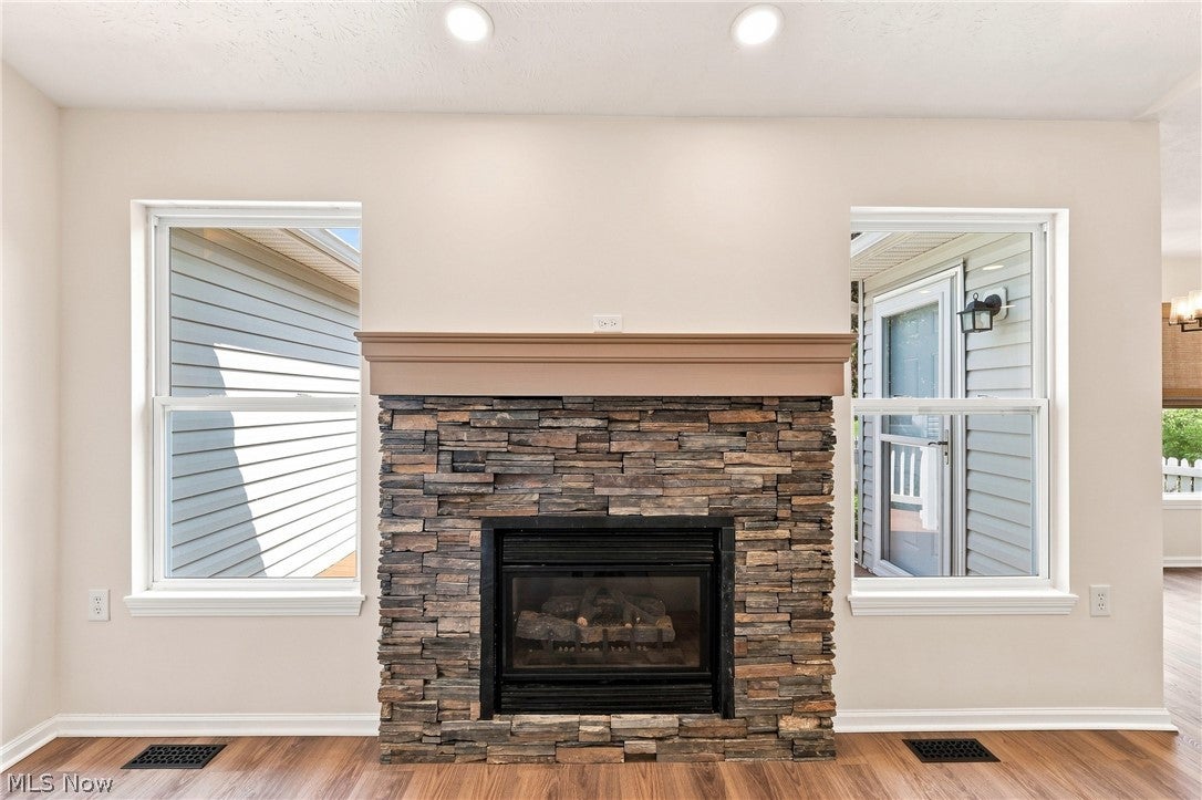 5889 W Breezeway Drive W