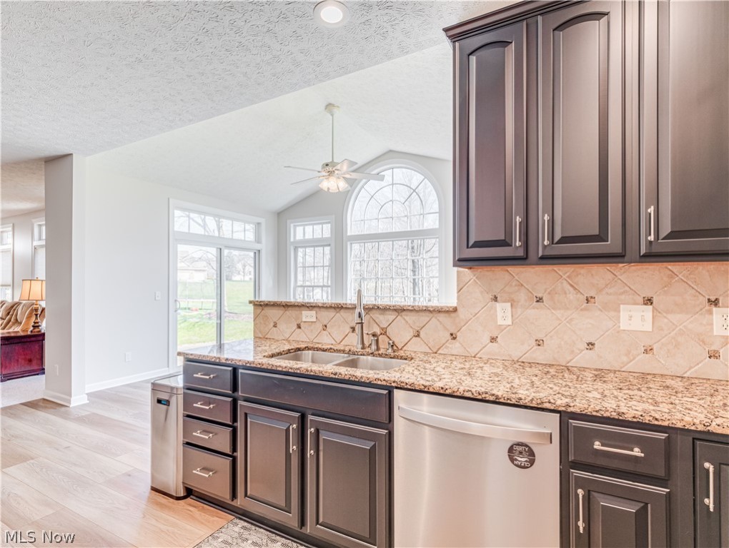 Springbrook Reserve 01 - Residential