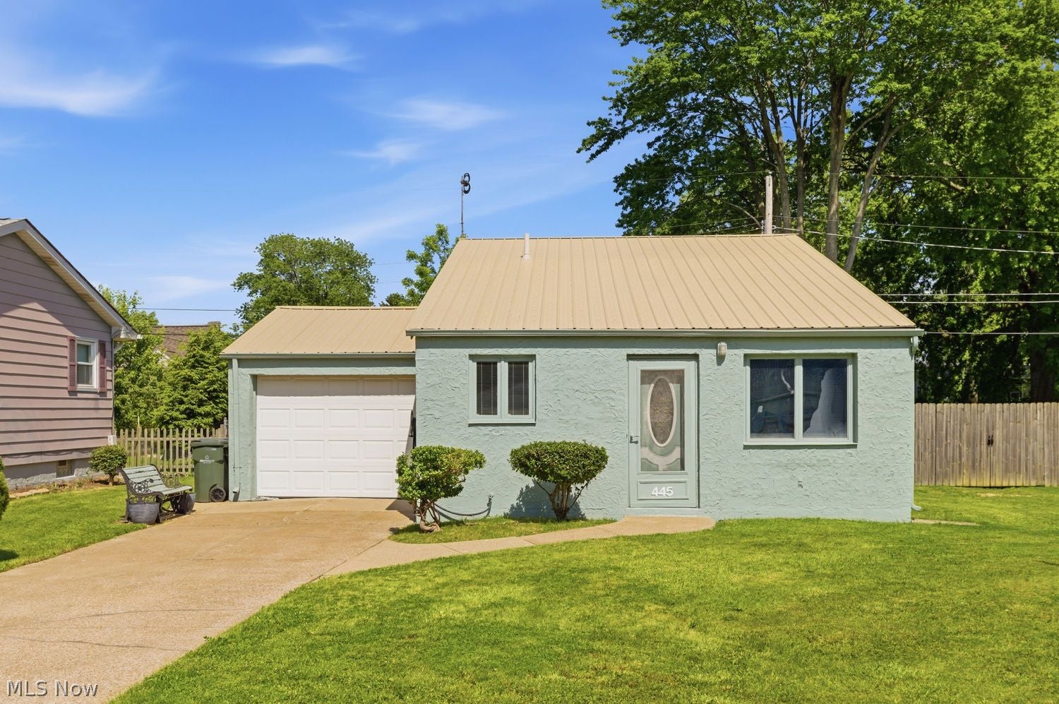 Photo 1 of 39 — 445 Morton Road, Vermilion, OH 44089
