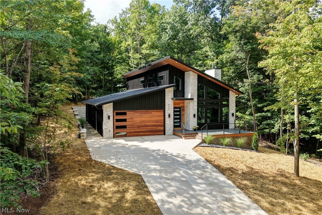 417 Grand Ridge Drive