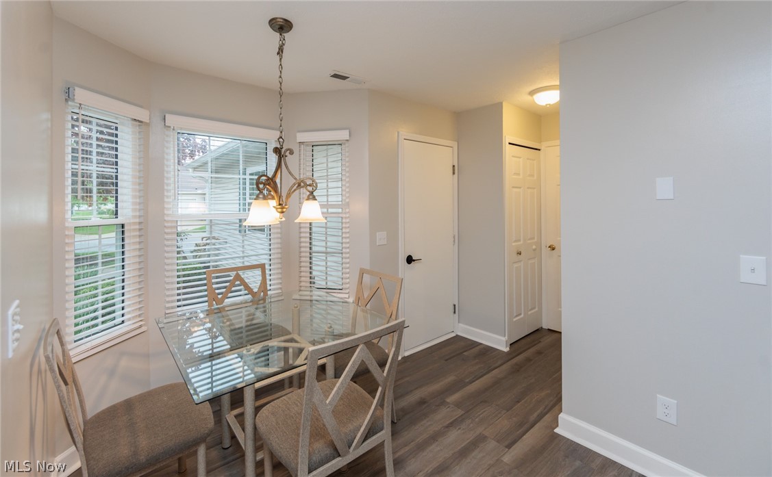 16457 Emerald Point