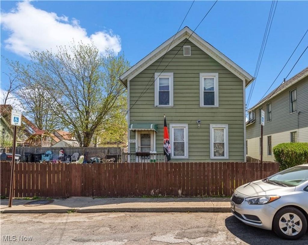 Photo of 3273 W 23rd Place, Cleveland, OH 44109 (MLS # 5167280)