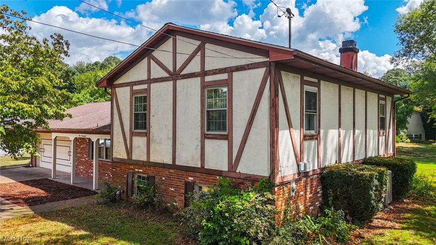 Welcome to this beautifully maintained 3-bedroom, 2-bath home nestled in a quiet cul-de-sac in Reno just minutes from the heart of from Marietta. This partially brick exterior home features an attached 2-car garage, a level yard, and a spacious backyard—perfect for entertaining, gardening, or relaxing under the open sky.

Inside, enjoy a comfortable and functional layout with generously sized bedrooms and plenty of natural light. The primary suite offers privacy and convenience with a en-suite bath. The home's location combines suburban tranquility with unbeatable access to shopping, dining, and city amenities—all just 5 minutes away.

Whether you're starting a family, looking to downsize, or simply want a little more space, this property offers the perfect blend of comfort, location, and value.

Don’t miss this one—schedule your private showing today!