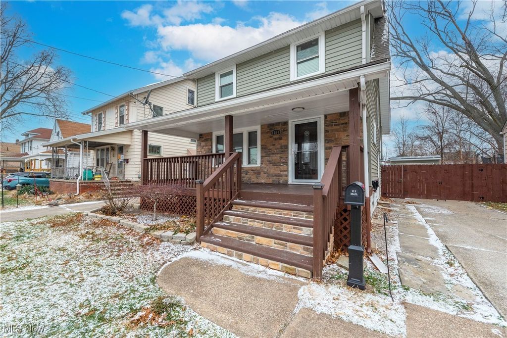 Photo of 1134 W 19th Street, Lorain, OH 44052 (MLS # 5178893)