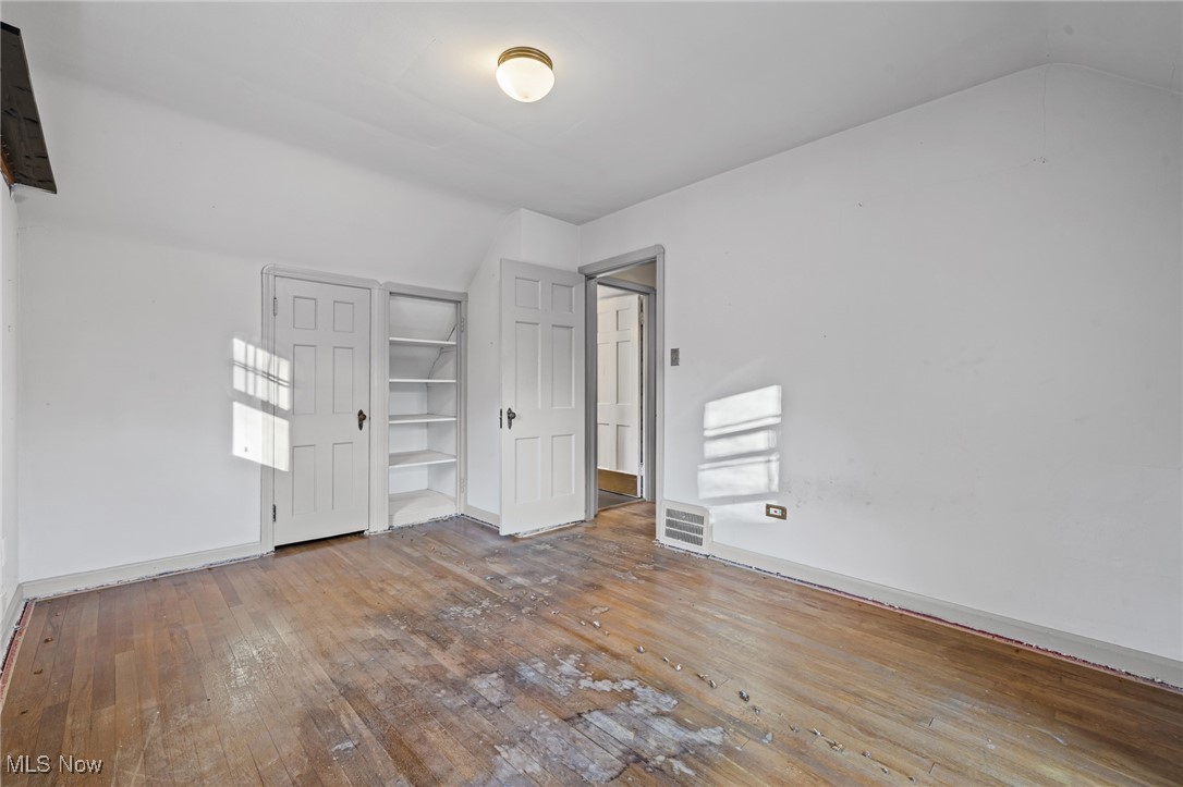 Elmwood Beach - Residential