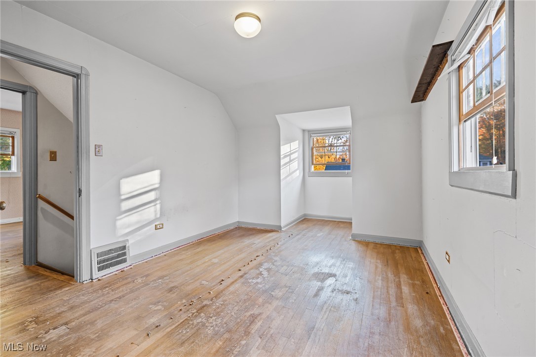 Elmwood Beach - Residential