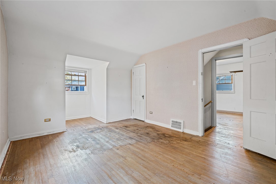 Elmwood Beach - Residential