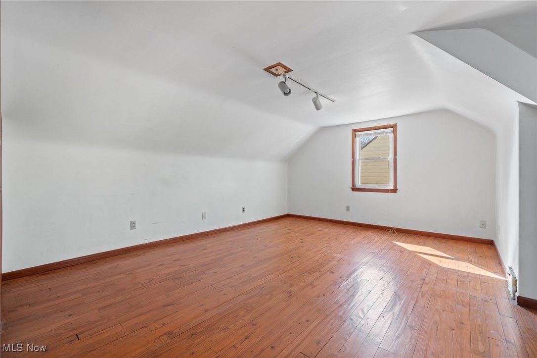 2619 Torrington Avenue, Parma, Ohio image 22