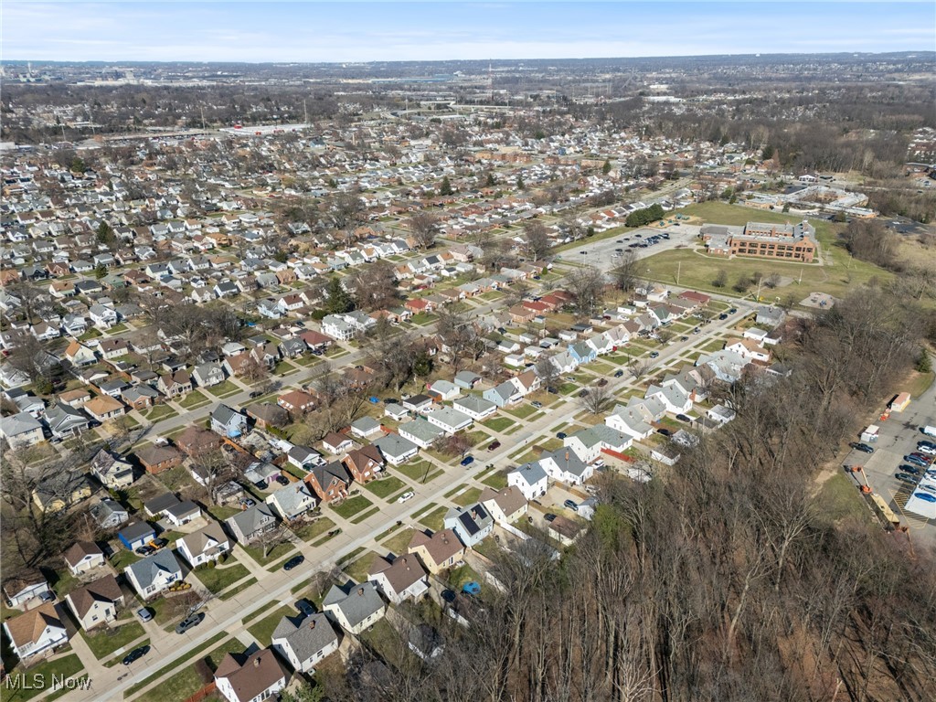 2619 Torrington Avenue, Parma, Ohio image 43