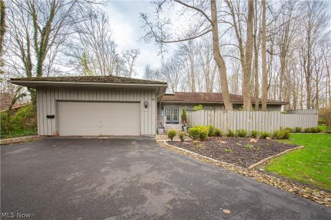 Photo for 635 Glen Eden Court