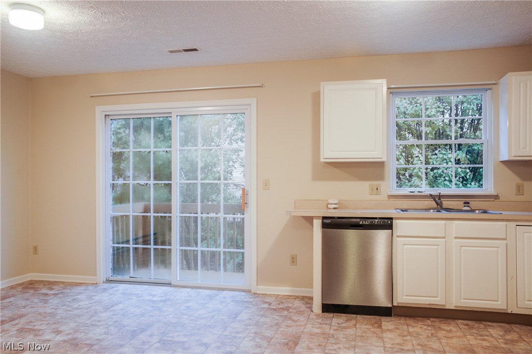 Stonecreek Condo Sec 31 - Residential Lease