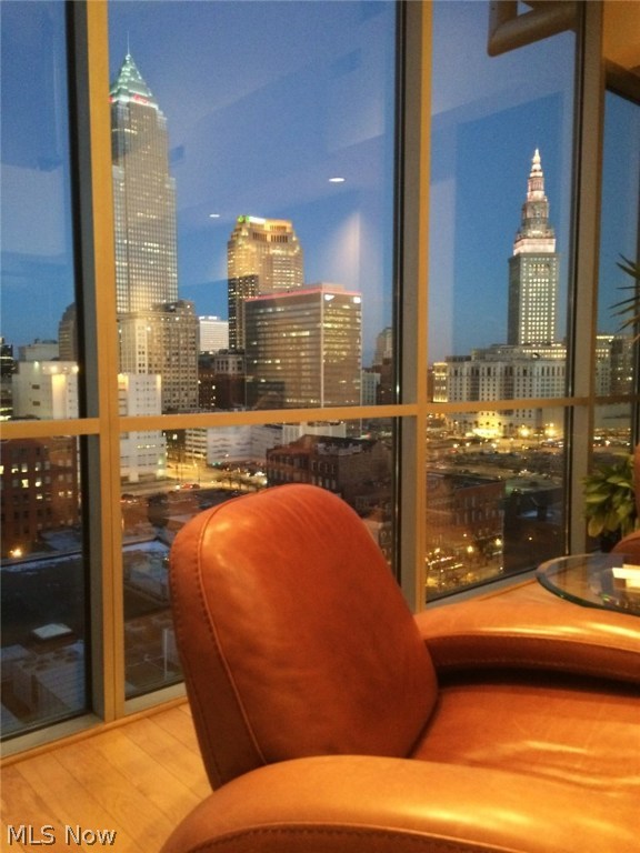 Pinnacle Condo Ph 02a - Residential