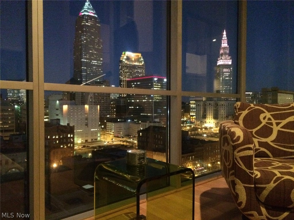 Pinnacle Condo Ph 02a - Residential