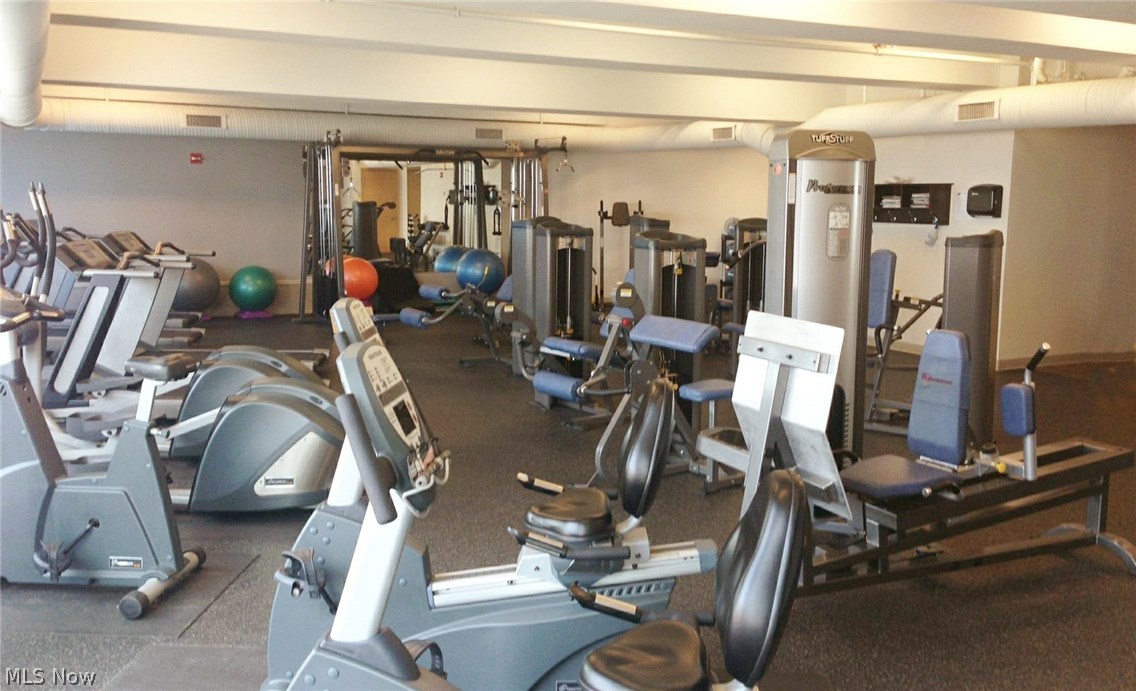 Pinnacle Condo Ph 02a - Residential