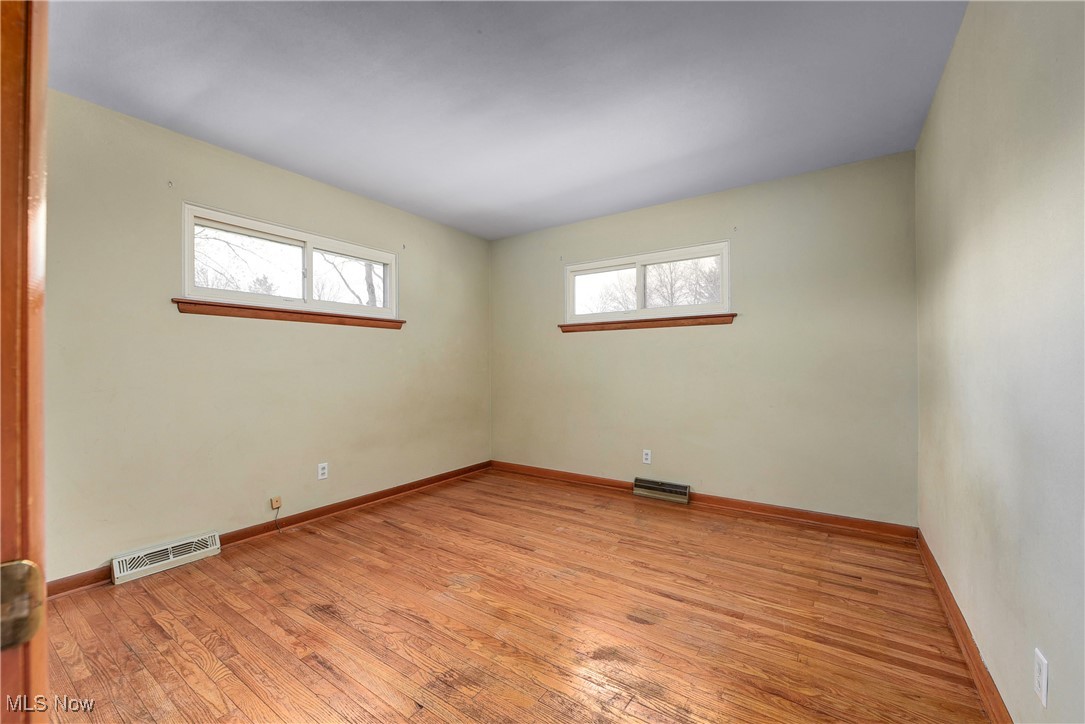 24305 Normandy Drive, Olmsted Falls, Ohio image 23