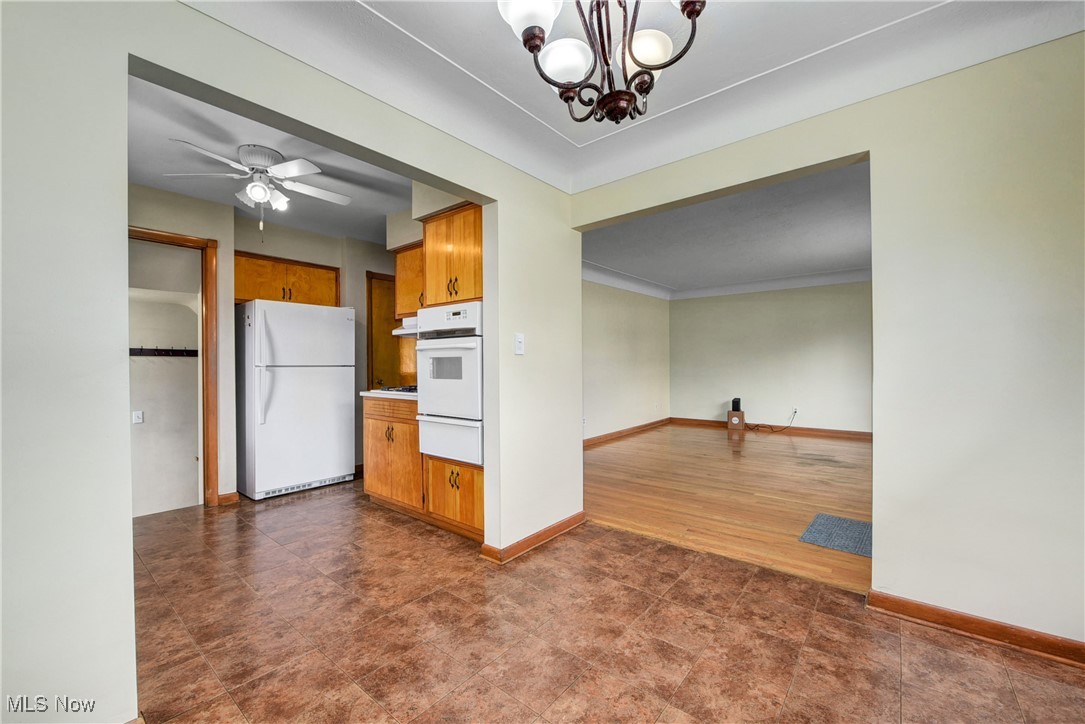 24305 Normandy Drive, Olmsted Falls, Ohio image 12