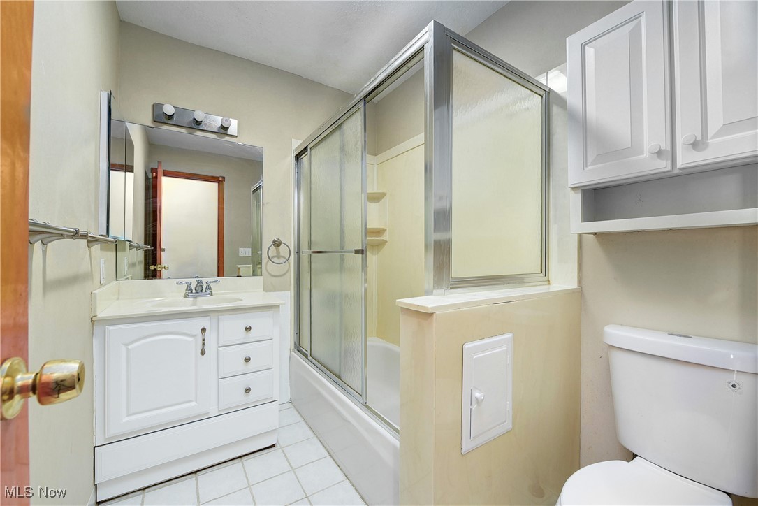 24305 Normandy Drive, Olmsted Falls, Ohio image 29