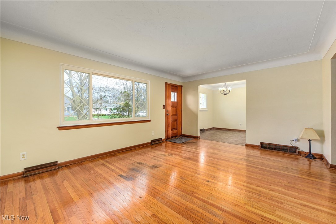 24305 Normandy Drive, Olmsted Falls, Ohio image 6