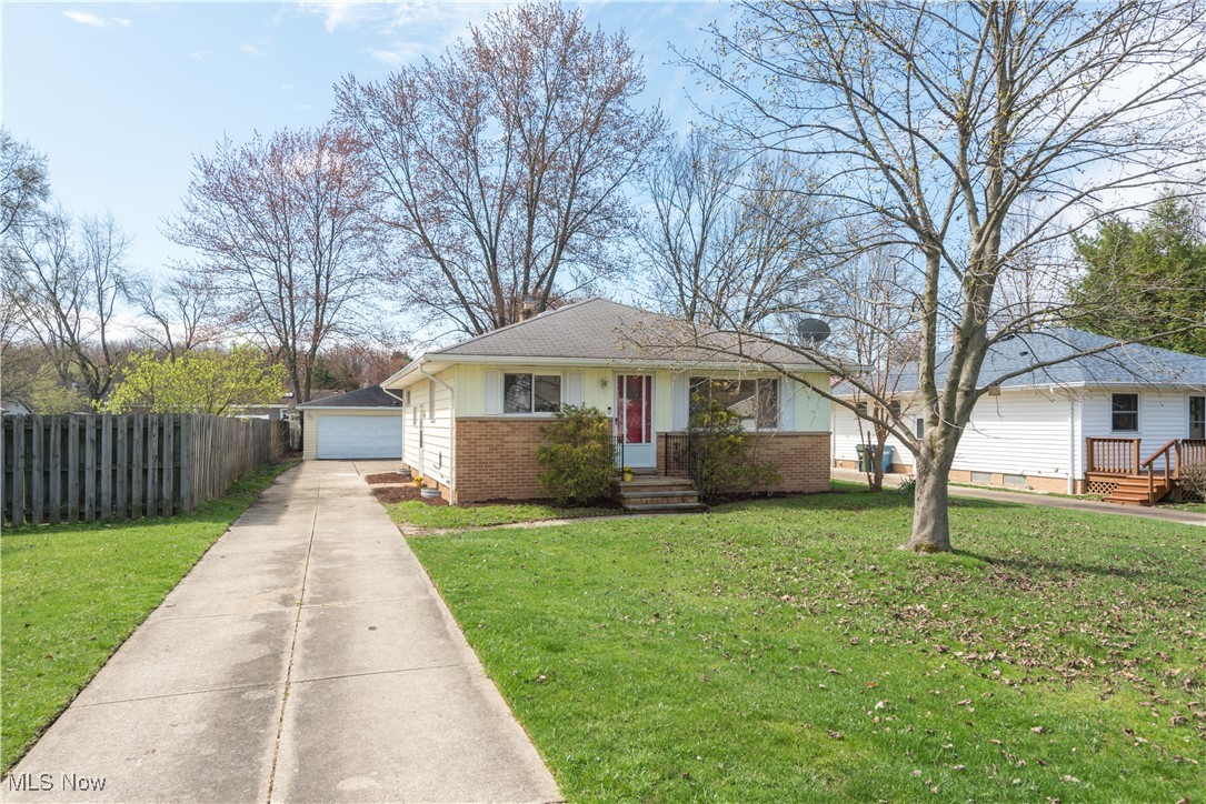 24305 Normandy Drive, Olmsted Falls, Ohio image 1