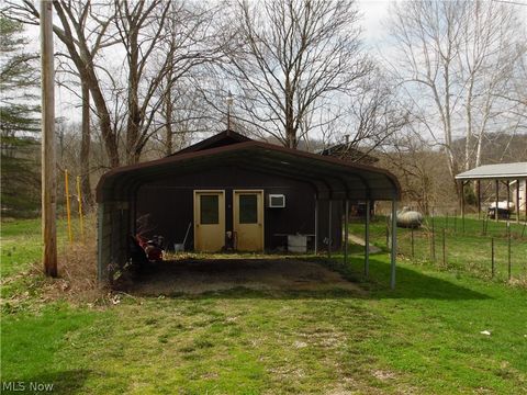 Tiny photo for 954 Luke Chute Road, Waterford, OH 45786 (MLS # 5203482)