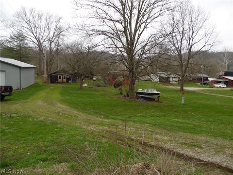 Tiny photo for 954 Luke Chute Road, Waterford, OH 45786 (MLS # 5203482)