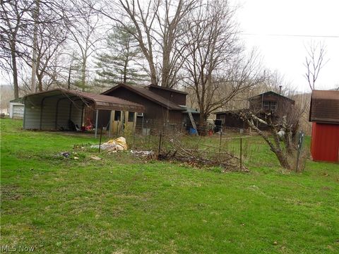 Tiny photo for 954 Luke Chute Road, Waterford, OH 45786 (MLS # 5203482)