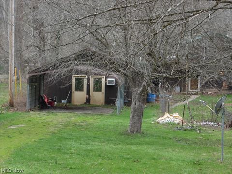 Tiny photo for 954 Luke Chute Road, Waterford, OH 45786 (MLS # 5203482)