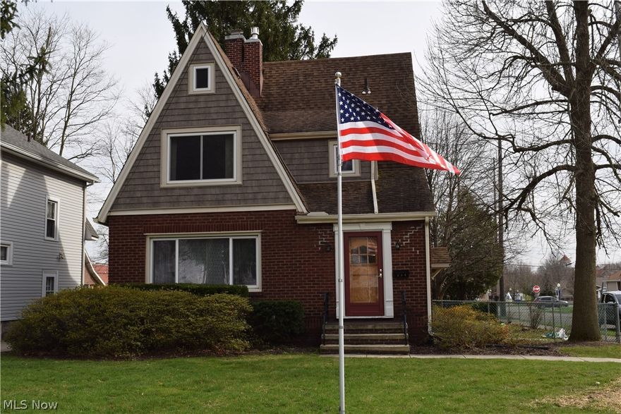 Lovely home with 3 bedrooms, 2 baths on the east side of Barberton. Close to park, hospital, school and shopping. Master bedroom with 2 closets and drawers for storage. Living room with new gas fireplace (2017). Formal dining room. Full basement with bath and glass block windows. Oversized 1 car garage with workshop addition and 220 electric (2007). Fence in 2007. Main electric service replaced. New gas meter (2017). New water line from street to house.