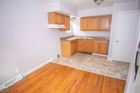 Tiny photo for 440 Zahn Drive, Akron, OH 44313 (MLS # 5255652)