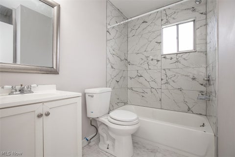 Tiny photo for 440 Zahn Drive, Akron, OH 44313 (MLS # 5255652)